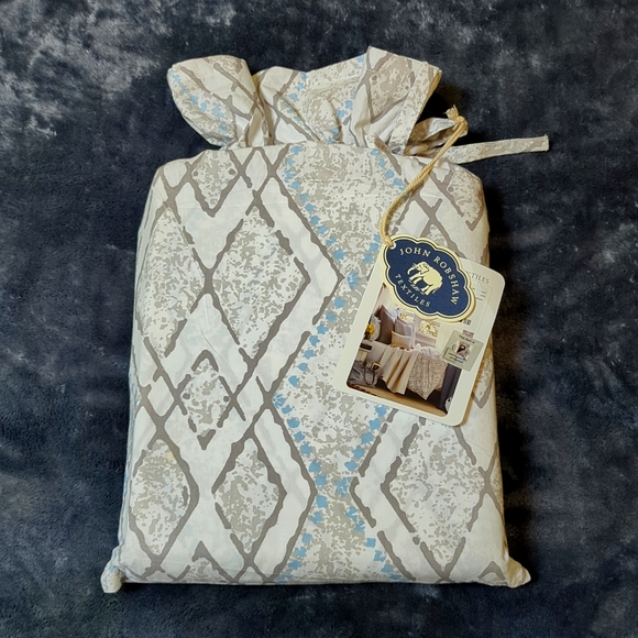 NWT ✨ John Robshaw Vanaja cotton duvet Queen